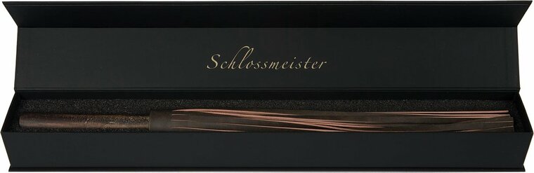 Luxe Lodbrock Flogger
