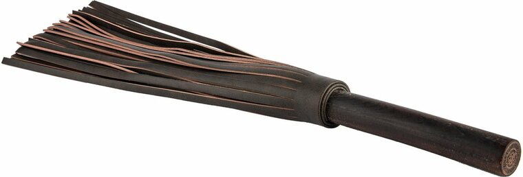 Luxe Lodbrock Flogger
